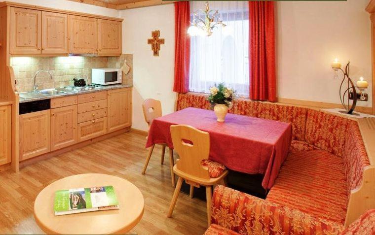 Residence Forcelles San Cassiano  Phòng bức ảnh