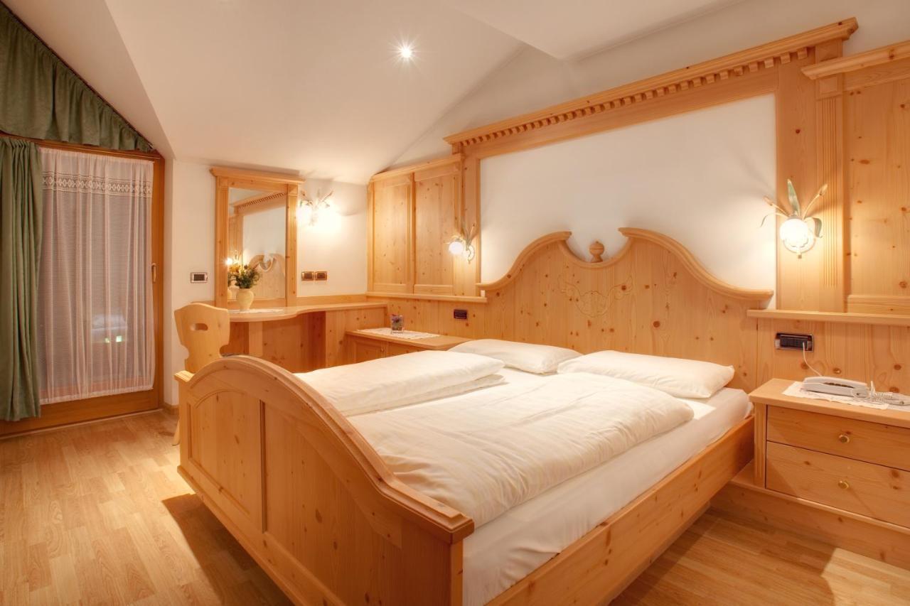 Residence Forcelles San Cassiano  Ngoại thất bức ảnh